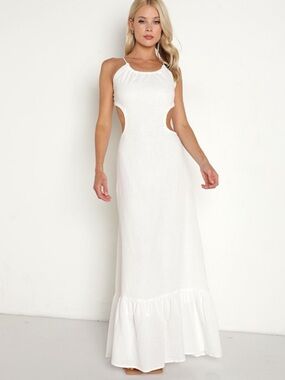 Charlie Holiday Tuscany Maxi Dress
White NWT Size L